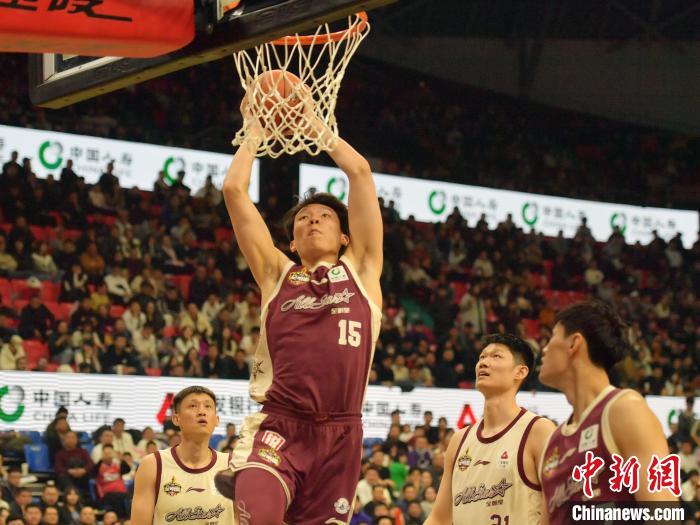 2025CBA全明星赛北区胜南区 邹雨宸荣膺MVP