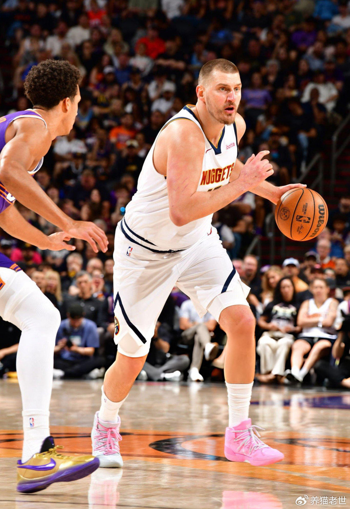 约基奇三双助掘金逆转太阳 生涯三双数逼近威少